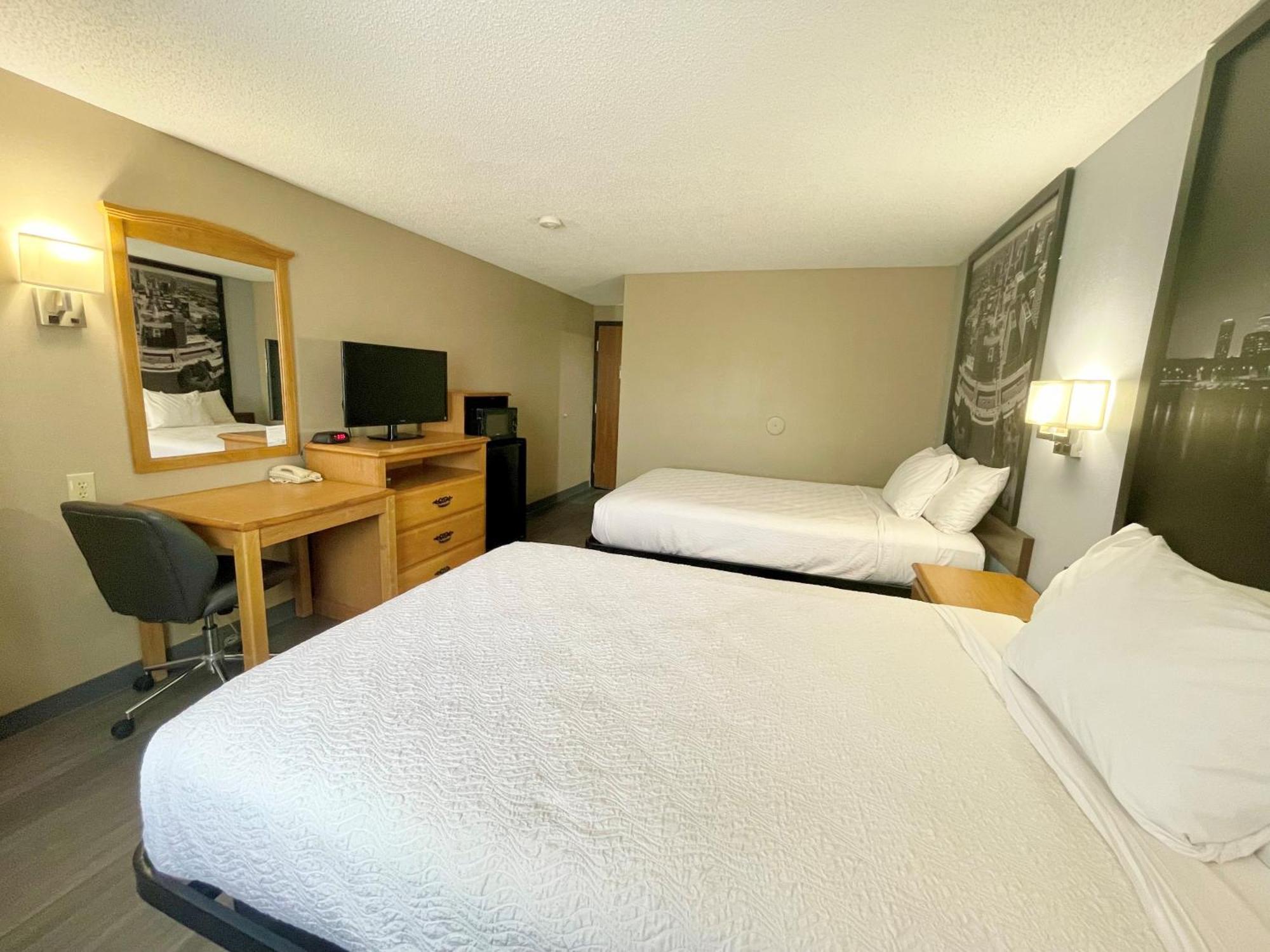 Super 8 By Wyndham St. Clair Mo Otel Saint Clair Dış mekan fotoğraf