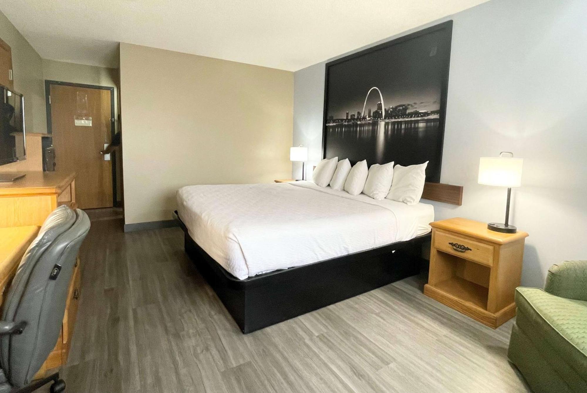 Super 8 By Wyndham St. Clair Mo Otel Saint Clair Dış mekan fotoğraf