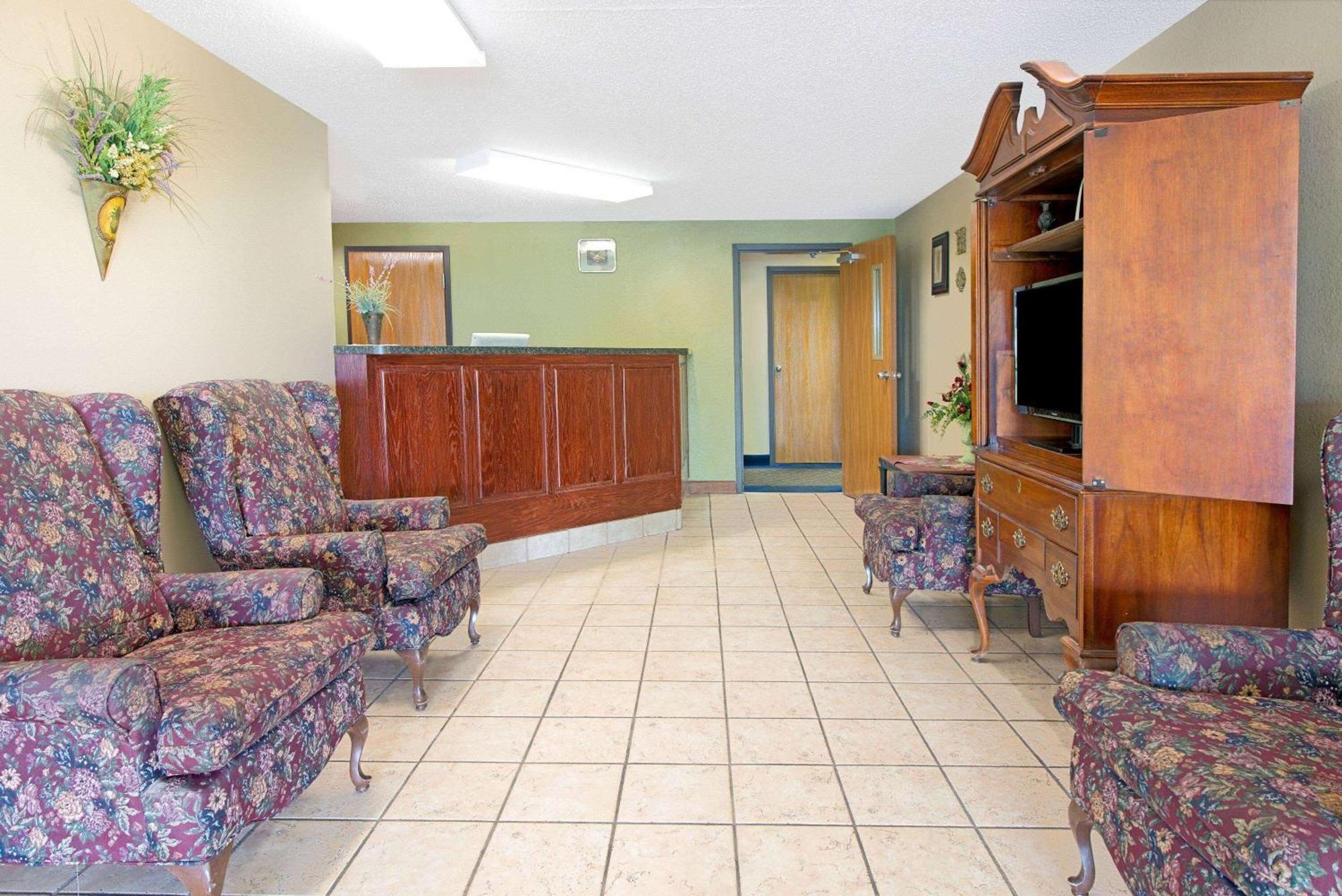 Super 8 By Wyndham St. Clair Mo Otel Saint Clair Dış mekan fotoğraf